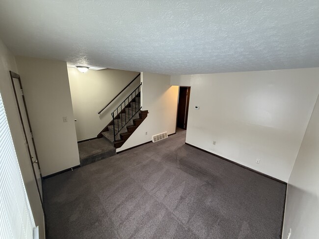 Building Photo - 3209 Cedar Grove Pl S