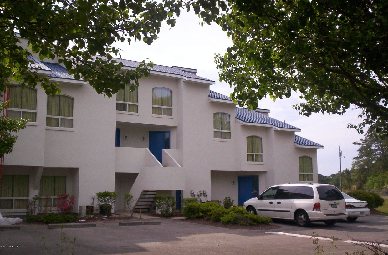 891 Marina Dr Unit 11, Calabash, NC 28467 Condo for Rent in Calabash, NC