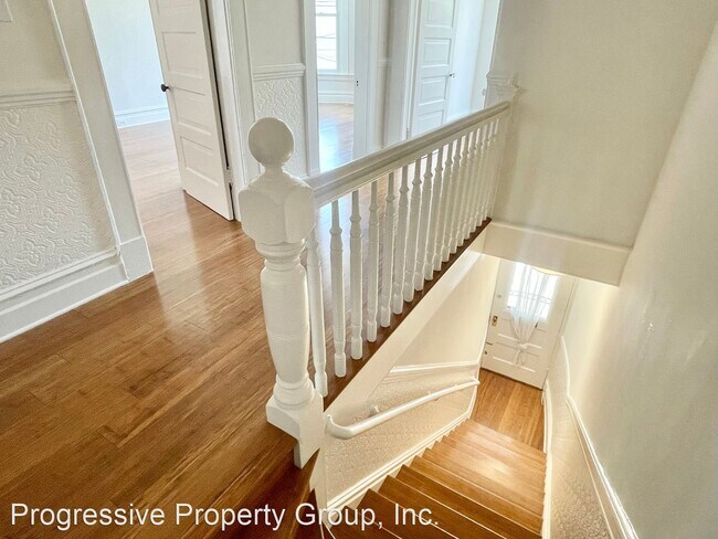 Foto del edificio - 3 br, 1 bath House - 483 Noe Street