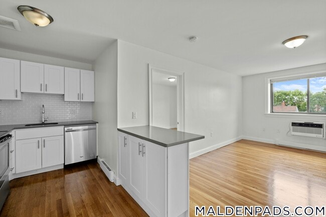 Foto del edificio - 134 Summer St