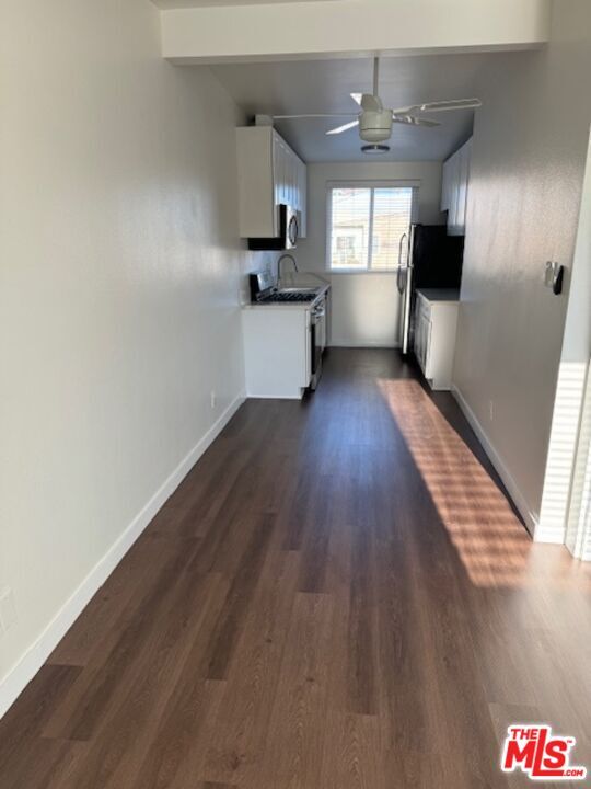 Foto del edificio - 2424 Ocean Park Blvd