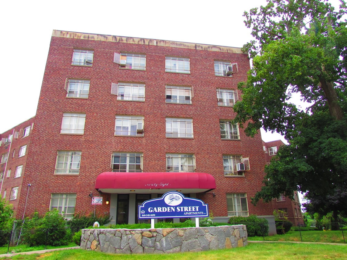 98 Garden St, Hartford, CT 06105 Apartments in Hartford, CT