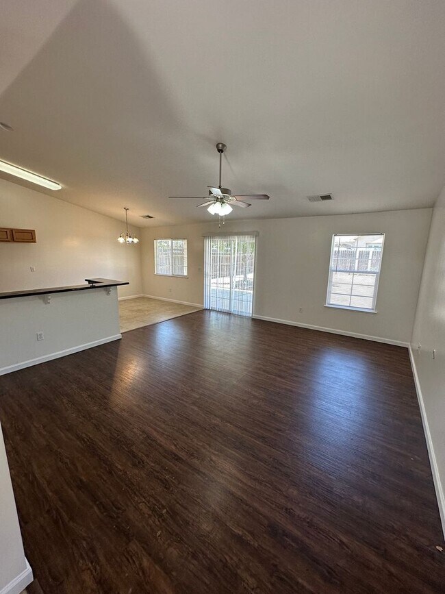 Foto del edificio - For rent