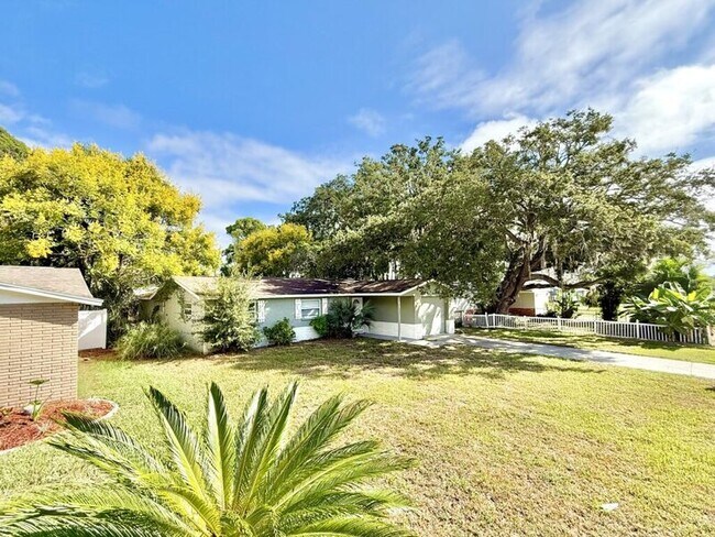 Building Photo - 5707 Quist Dr