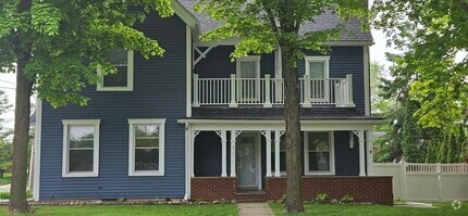 Building Photo - 410 Spring St