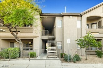 Building Photo - 8250 N Grand Canyon Dr