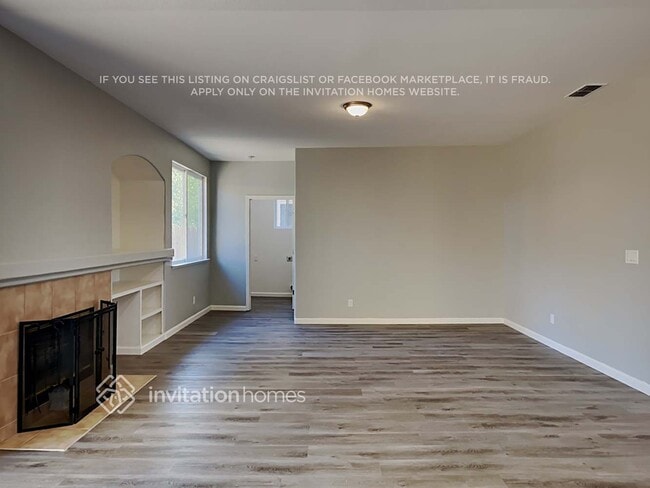 Building Photo - 9420 Red Spruce Way
