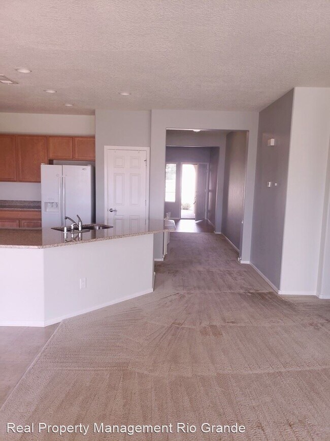 Building Photo - 4 br, 2 bath House - 3841 Prado Alto Ave NE