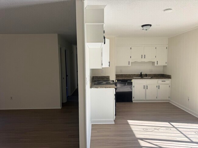 Foto del edificio - 3714 Oslo Rd