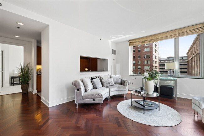 Foto del edificio - 1 Charles St S