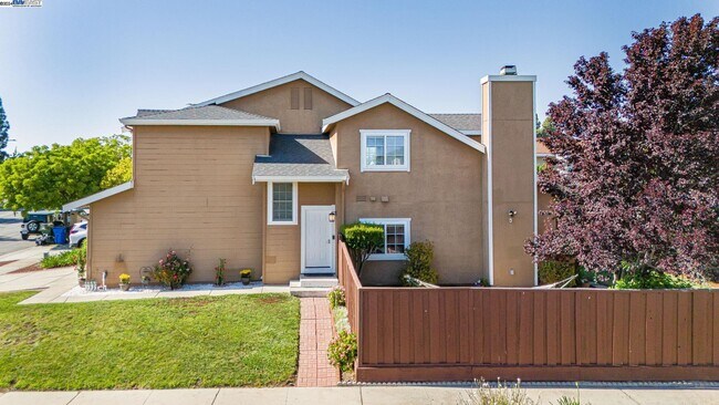 Foto del edificio - 34324 Siward Dr