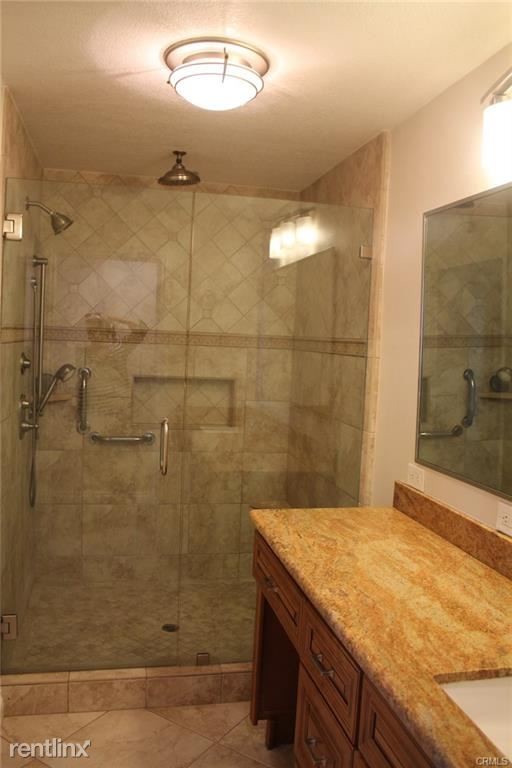 Building Photo - 2 br, 2 bath Condo - 16347 Grenoble Ln