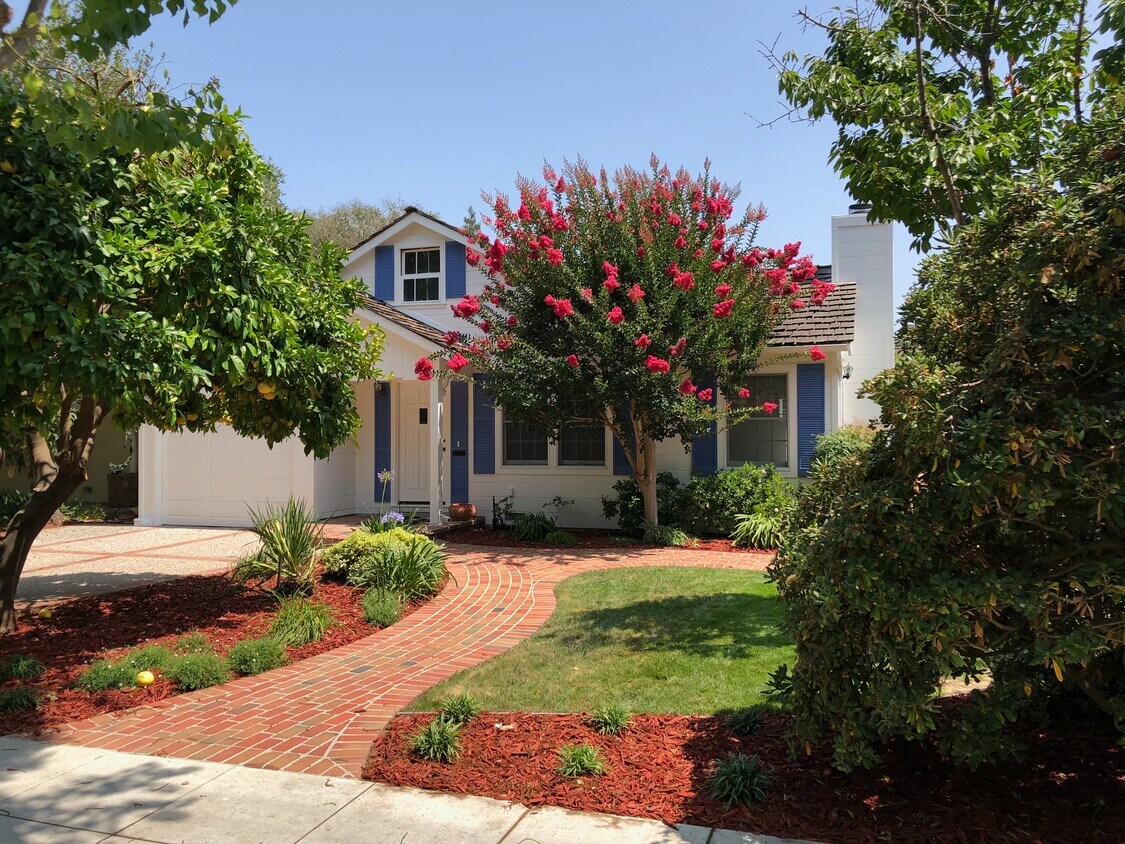 Primary Photo - 808 Boyce Ave