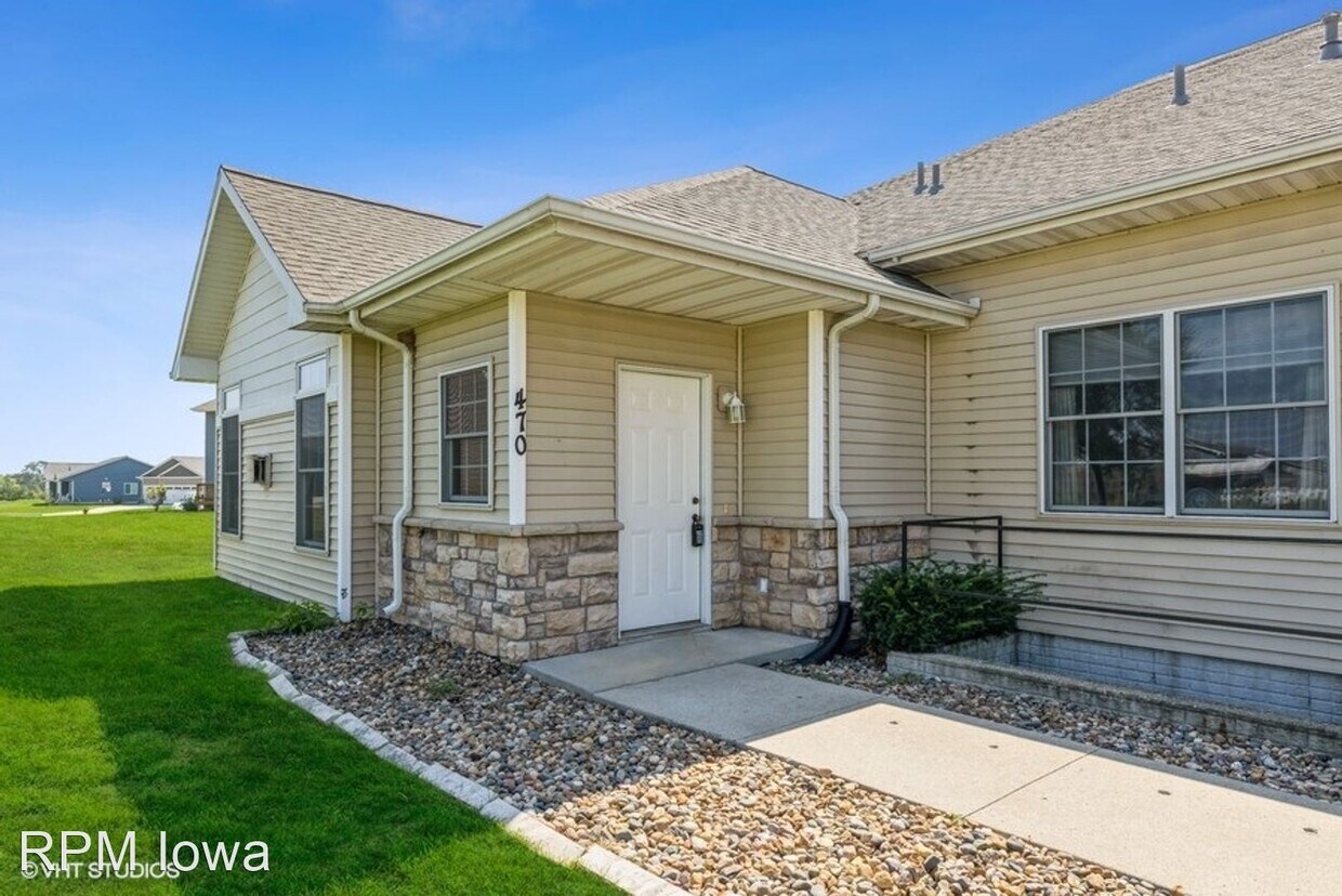 Primary Photo - 2 br, 2 bath House - 470 Larson Drive
