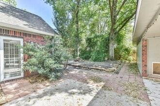 Building Photo - 13006 Peach Meadow Dr