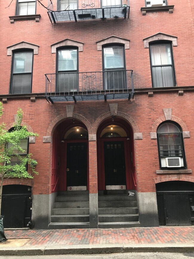 Foto del edificio - 78 Myrtle St