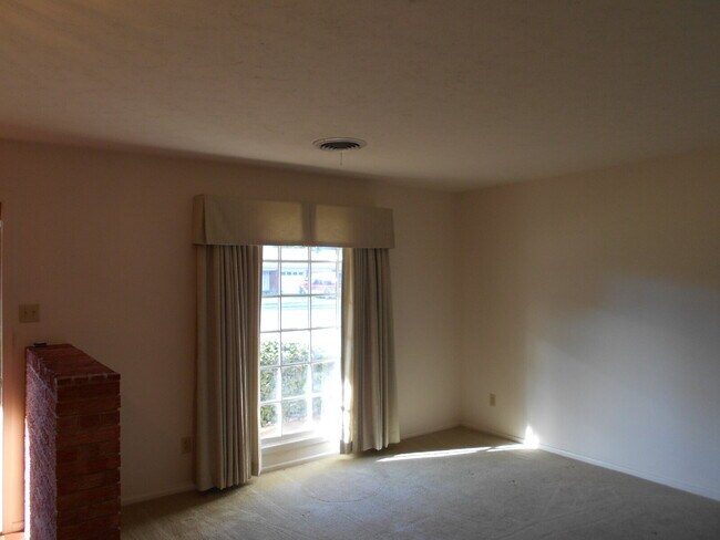 Foto del edificio - Cute 3/2/2 in LISD School District!