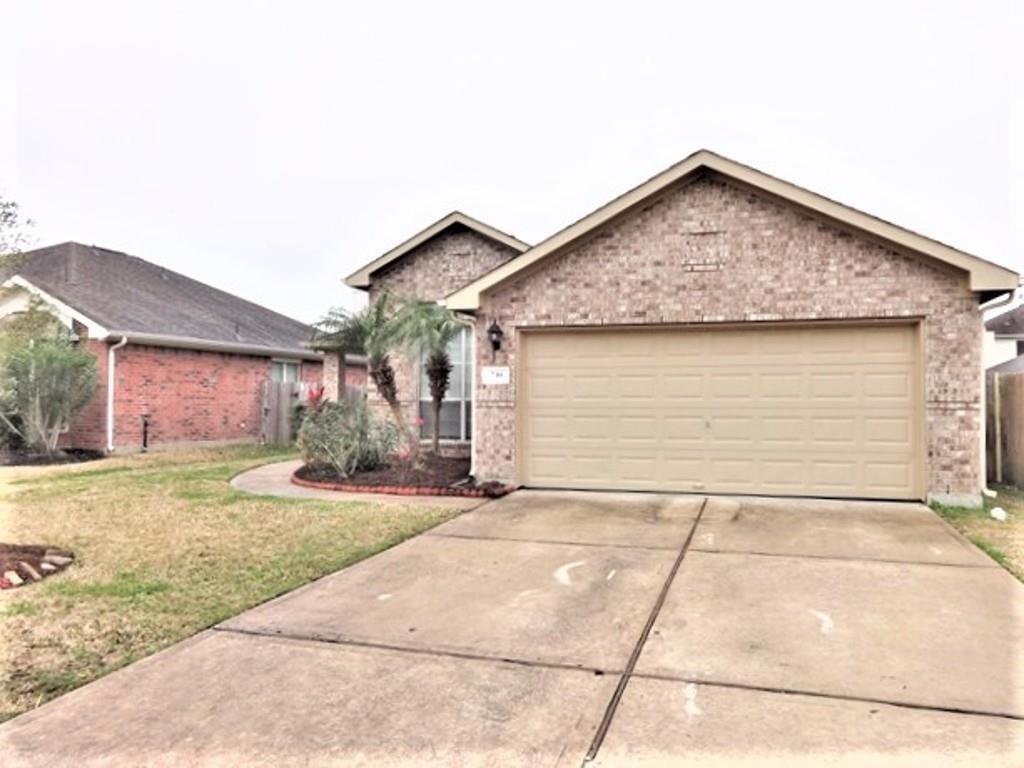 Primary Photo - 739 Chase View Dr
