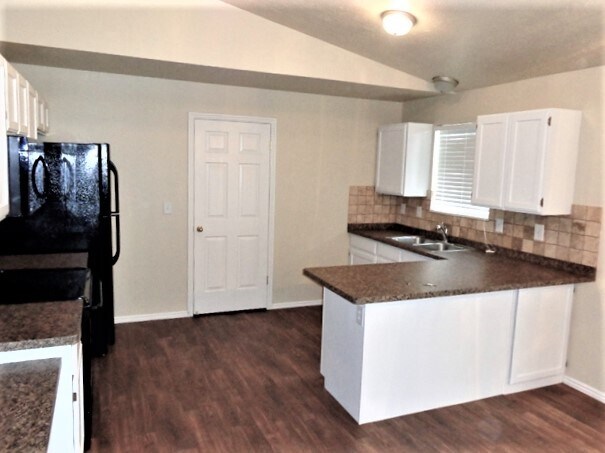 Building Photo - 4296 S 6180 W