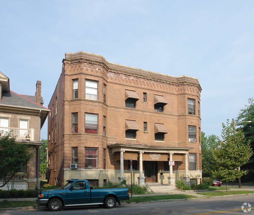 Primary Photo - Gordon House