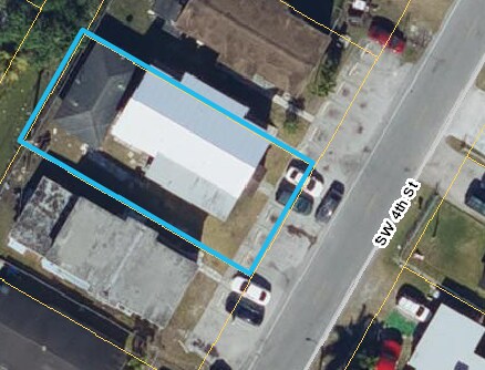 Foto principal - 652 SW 4th St