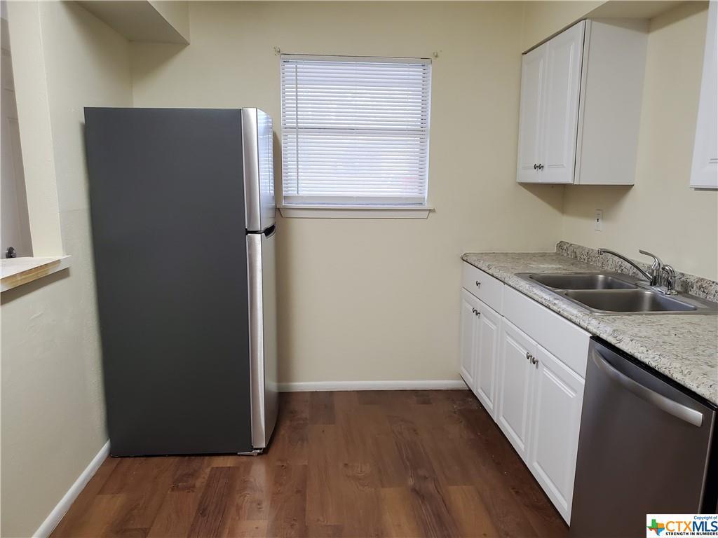 Foto del edificio - 300 N Milam St