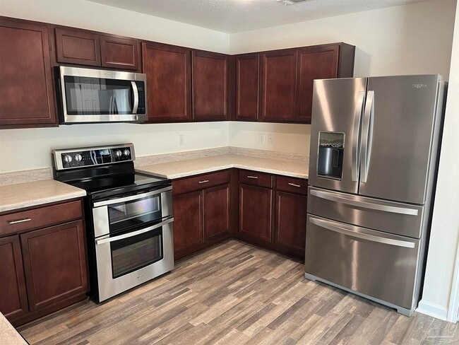 Foto del edificio - 8772 Schooner Ln