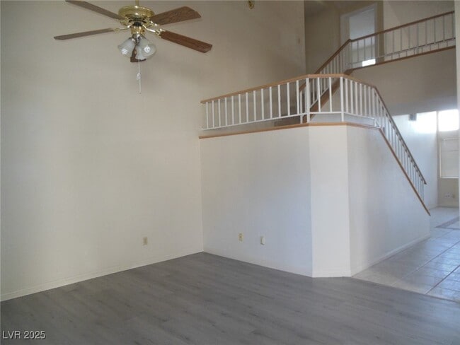 Building Photo - 2047 Angel Falls Dr