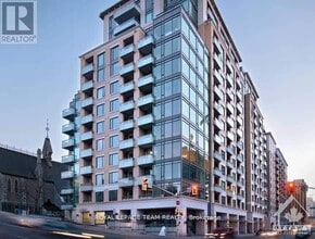 Building Photo - 238 Besserer St