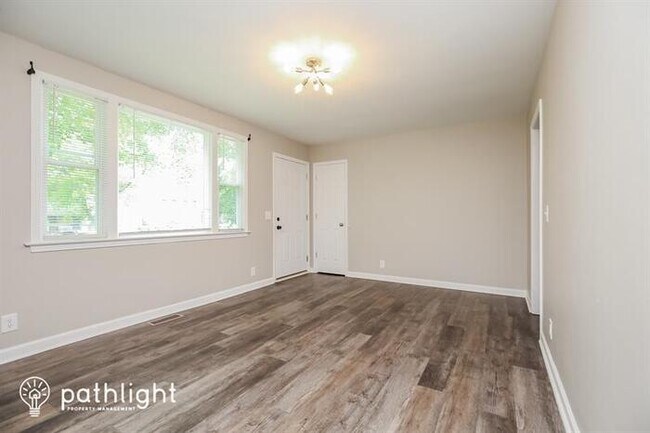 Building Photo - 512 Roosevelt Avenue, Madison, TN, 37115