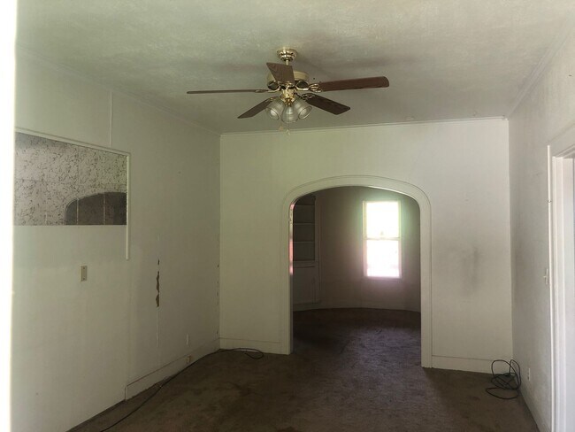 Foto del edificio - 4001 Curtis Ln