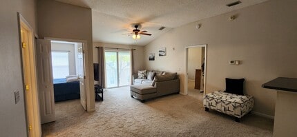 Building Photo - 7036 Deer Lodge Cir