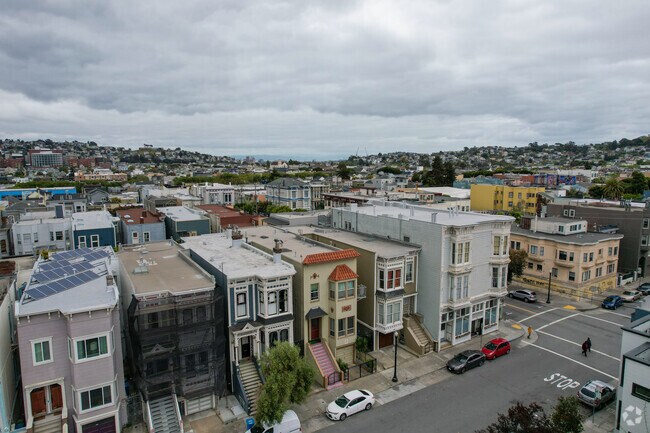 Aerial Perspective - 759-763 Capp St