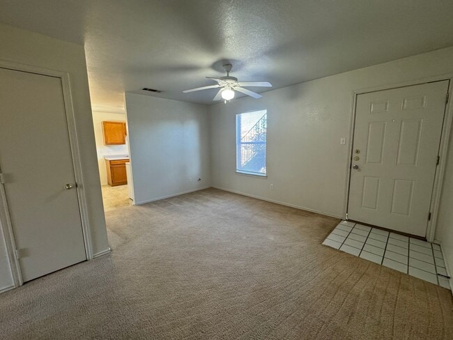 Foto del edificio - 1505 Benttree Dr