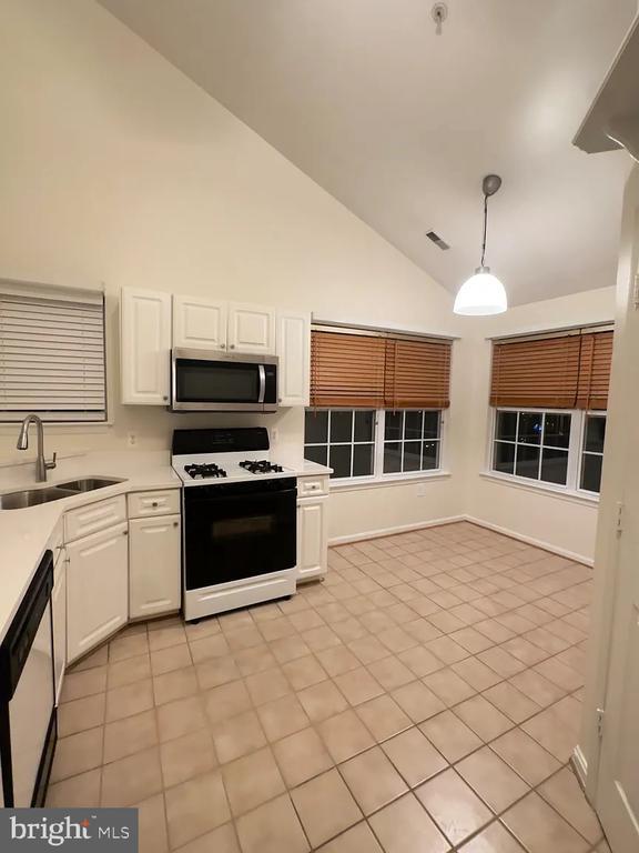 Foto del edificio - 309 Tall Pines Ct