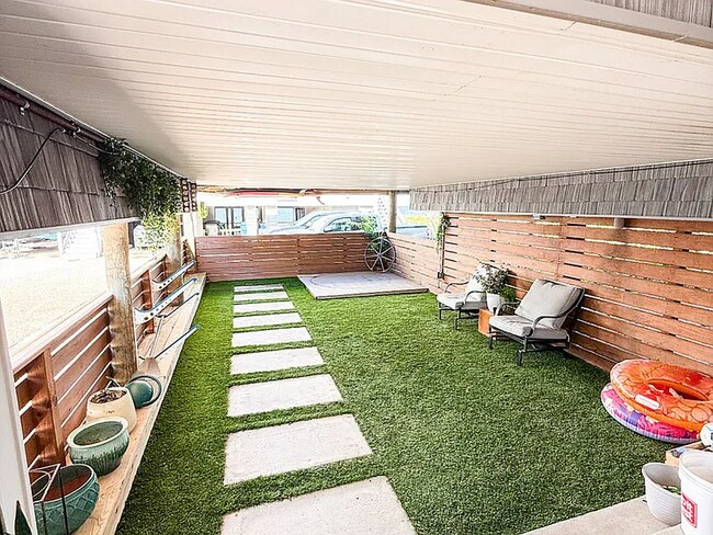 Foto del edificio - 4466 Ocean View Ave