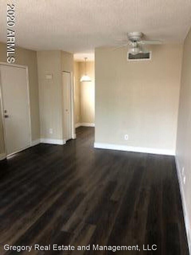 Building Photo - 2808 E Le Marche Ave