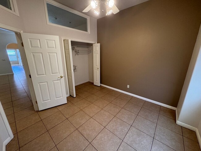 Foto del edificio - Beautiful 3 Bed Home!  PRICE REDUCED!!