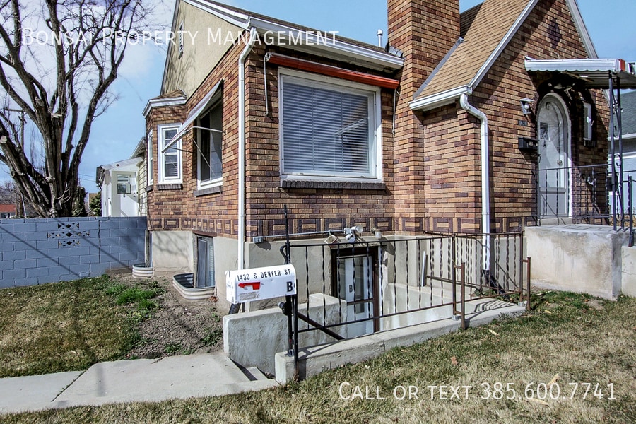 Primary Photo - 1430 Denver St