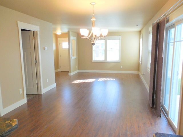 Foto del edificio - 5227 Golden Hollow Rd