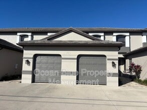 Building Photo - 421 SW 47th Terrace