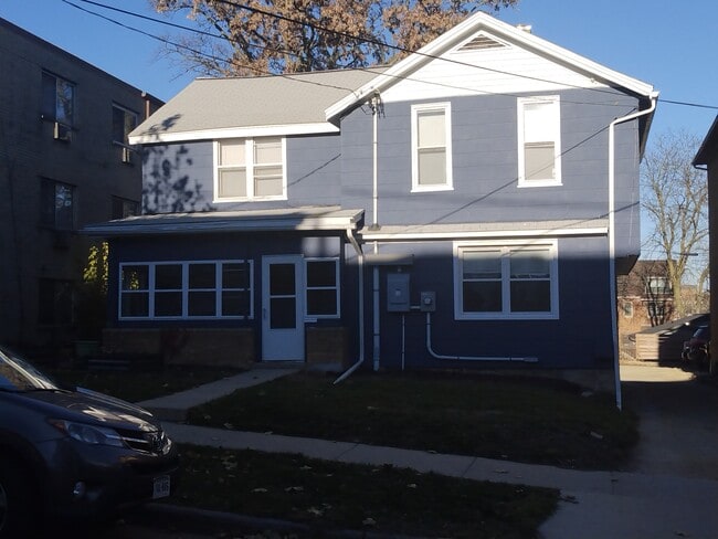 Building Photo - 139 S Hancock St