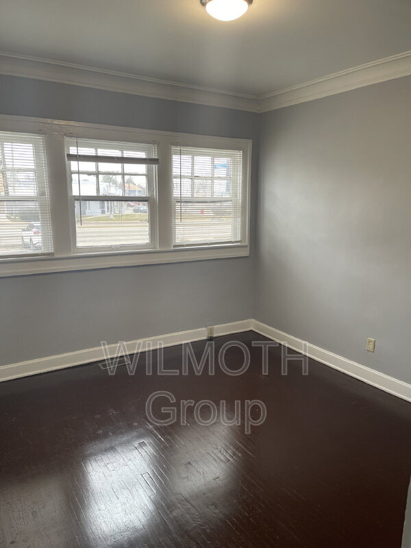 Foto del edificio - 636 E 37th St