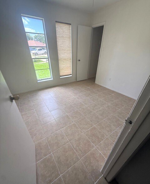 Foto del edificio - 10303 Paintbrush Ln