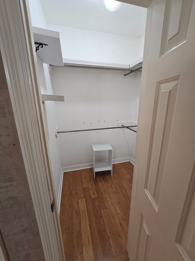 Building Photo - 107 Turnberry Cv