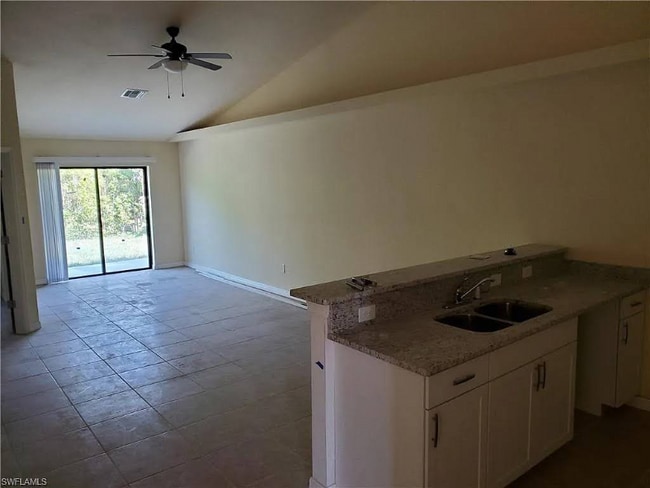 Building Photo - 3933 Chiquita Blvd S