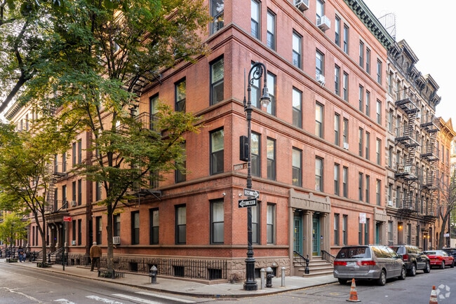 Building Photo - 85-89 Bedford St