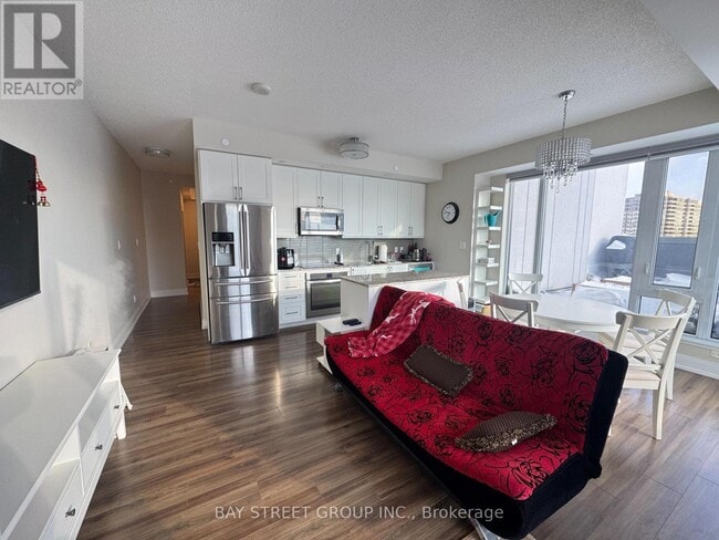 Photo du bâtiment - 9600 Yonge St