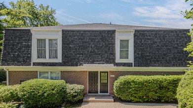 Building Photo - 831 Garfield Ave