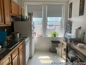 Building Photo - 1687 Commonwealth Ave